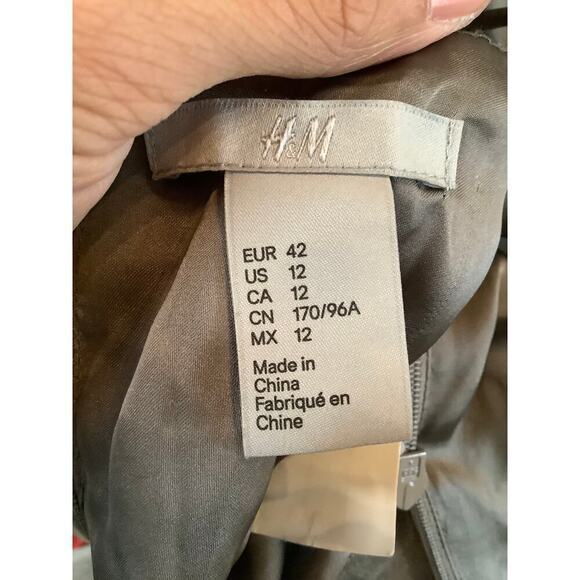 H&M Women's Gray Velvet Slide Slit Slip Dress Sz US 12 NWTS - Picture 5 of 5